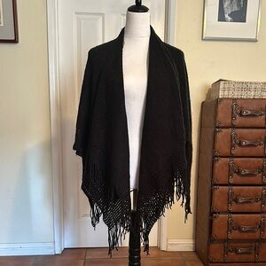 Black Fringe Knit Shawl